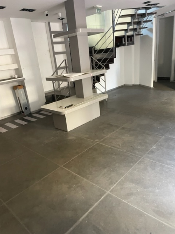 Location Immobilier Professionnel Local commercial Perpignan 66000